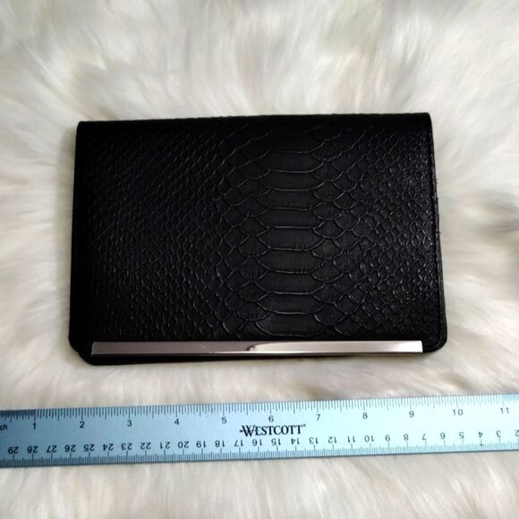 Card Purse  - Picture 1 of 5